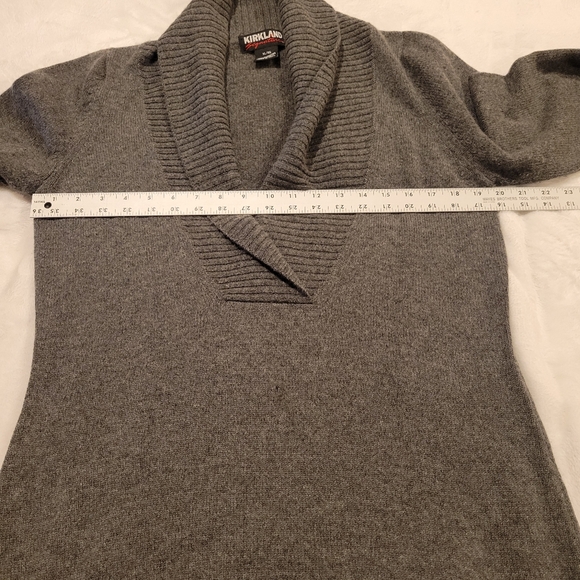 100% Cashmere Cowl Neck Gray Sweater Women's Size XL Kirkland Brand - Picture 4 of 6